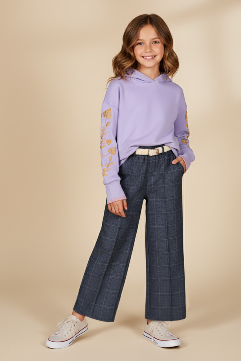 Sweater met Capuchon & Geruiten Wijde Broek met Riem