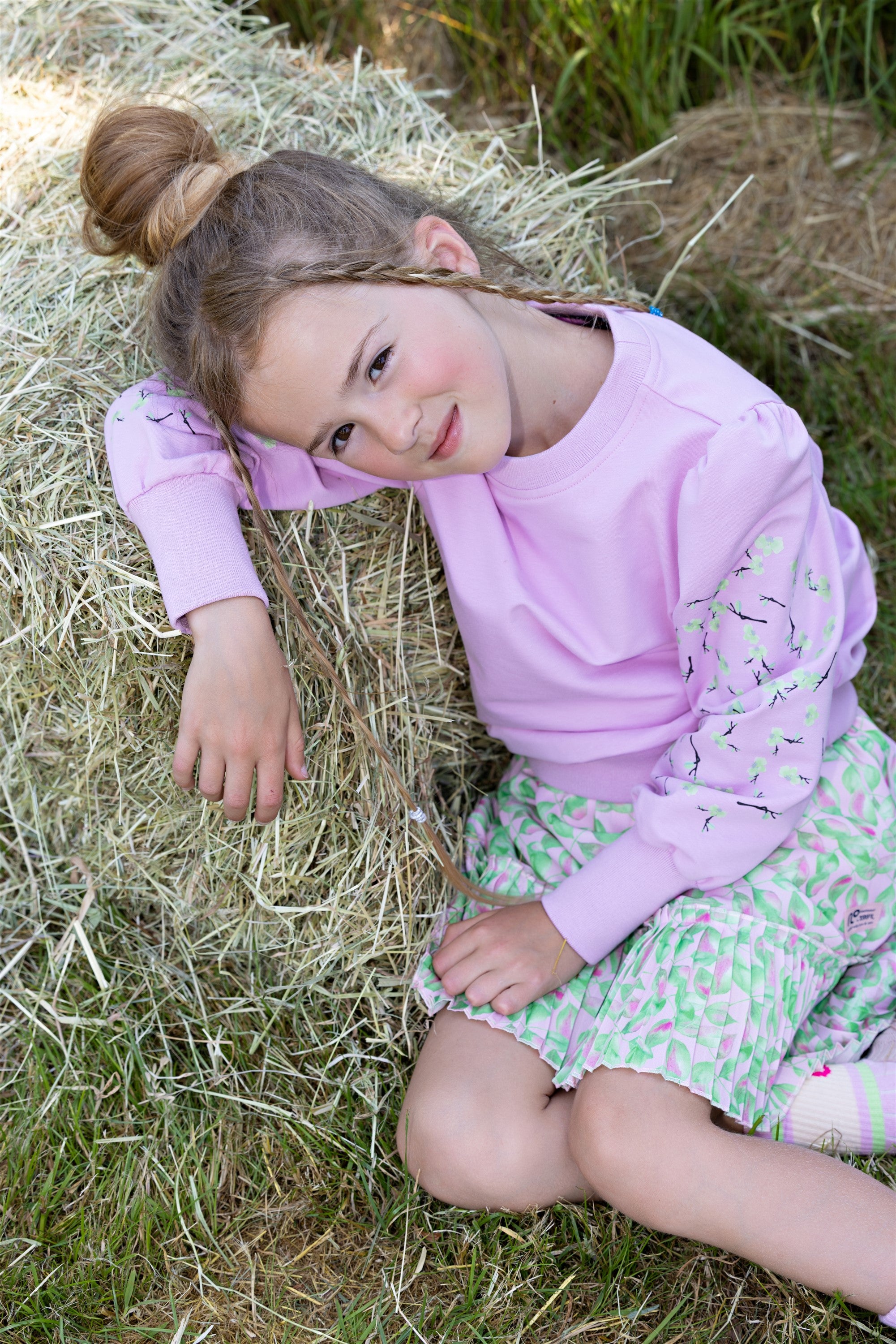 Kulet Sweater Print on Sleeve Pink