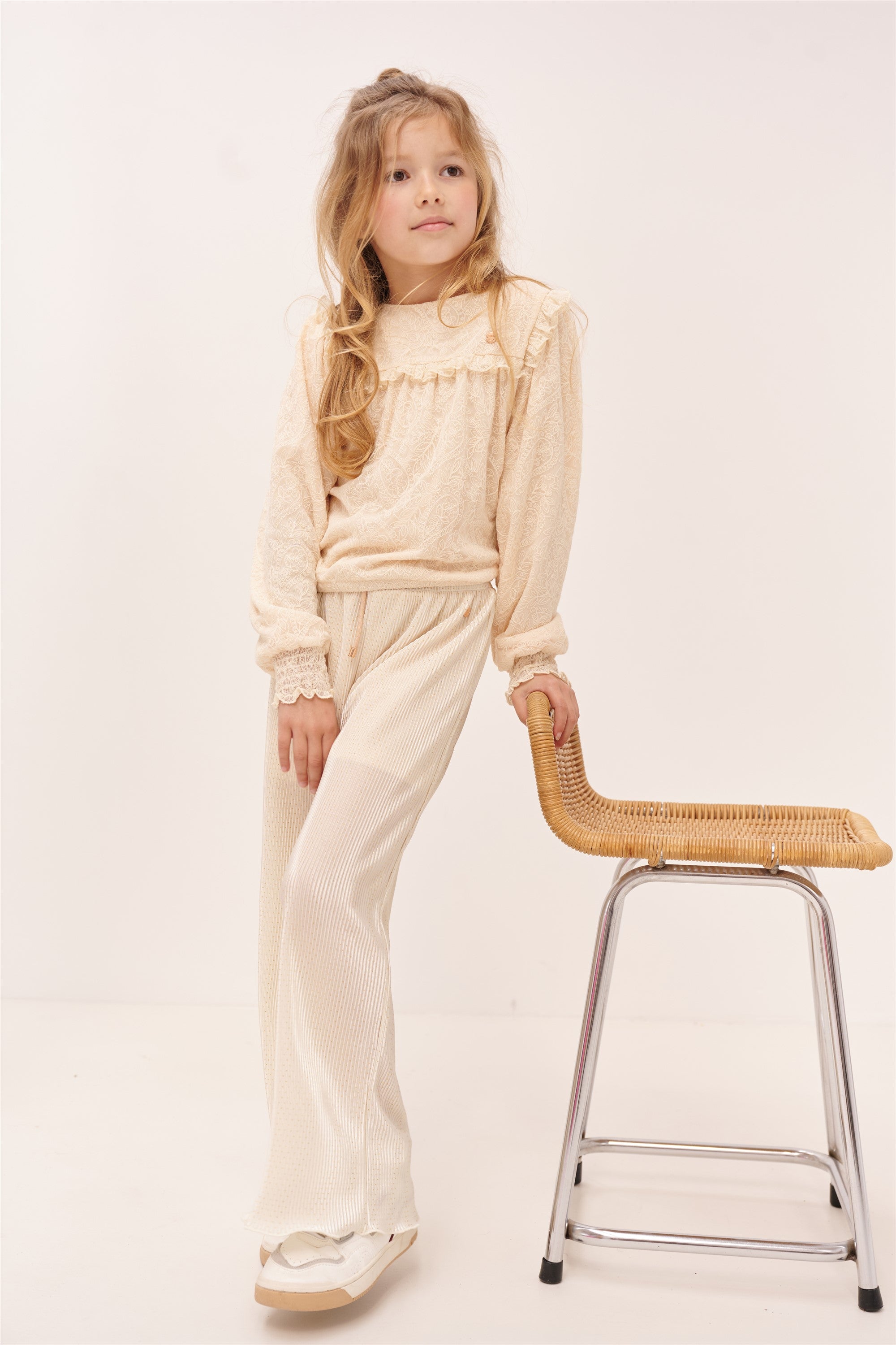Tirzy Geborduurde Mesh Blouse Ivoor