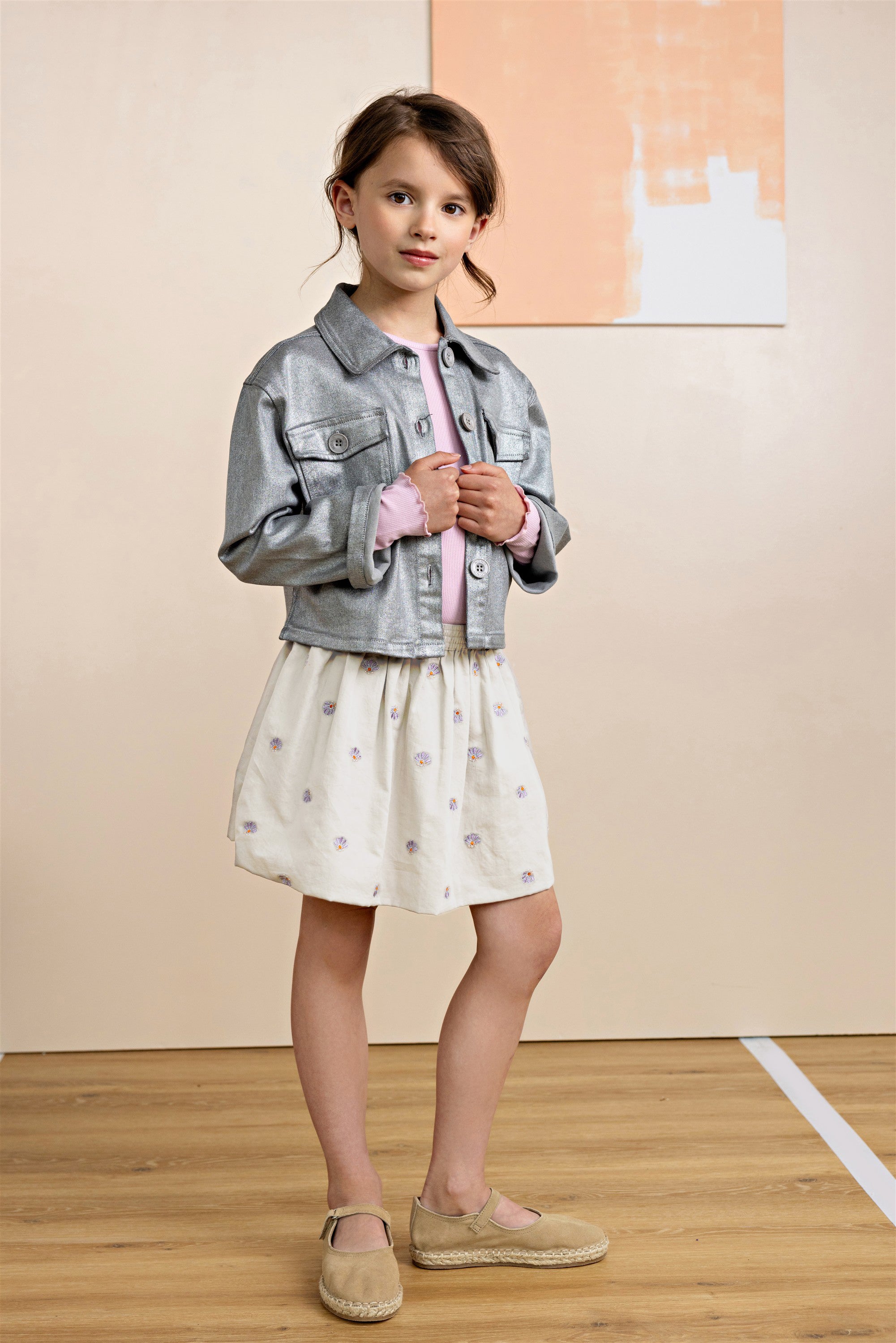 Ninu Geborduurde Rok Ivoor