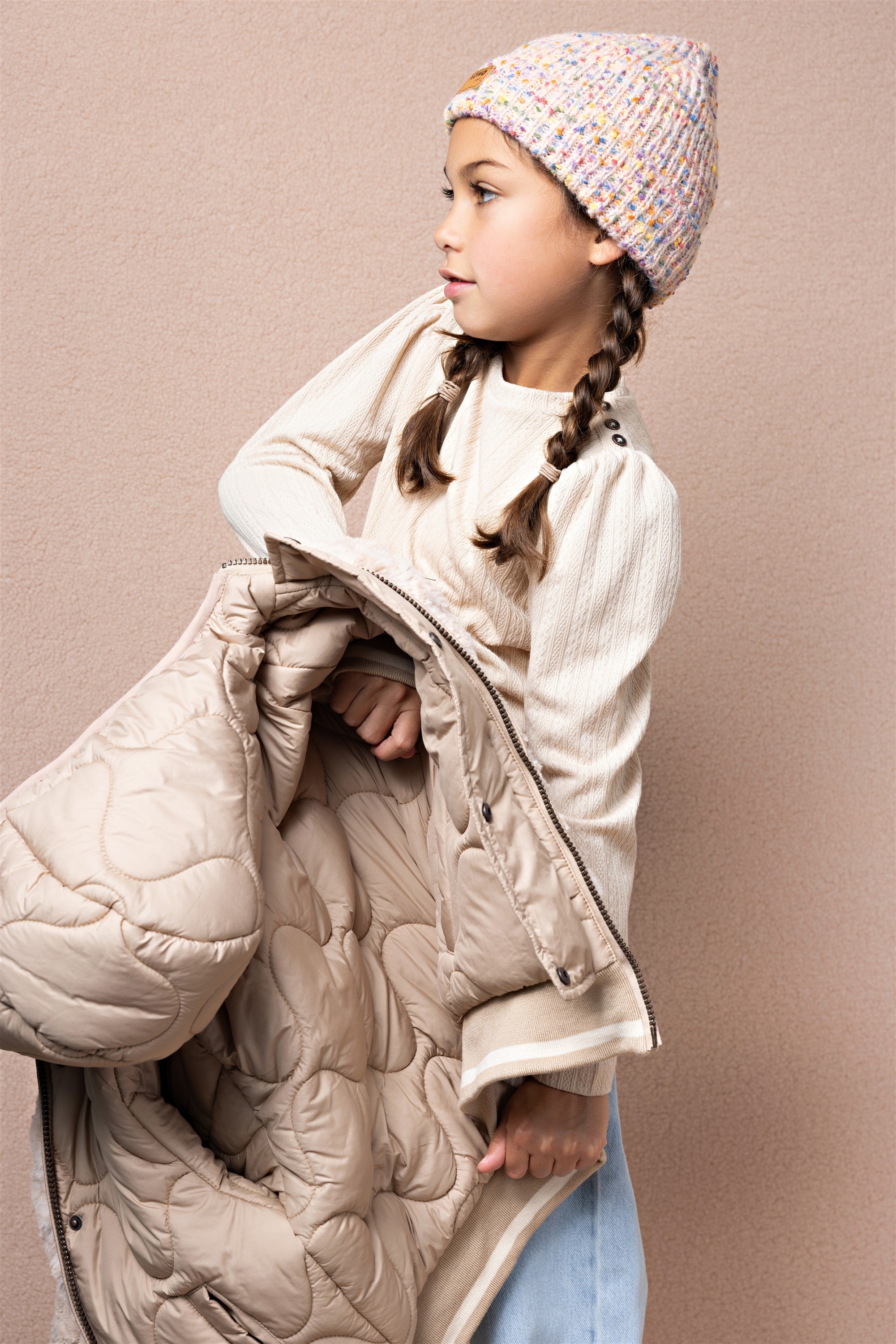 Rana Knitted Set: Scarf and Hat Pink
