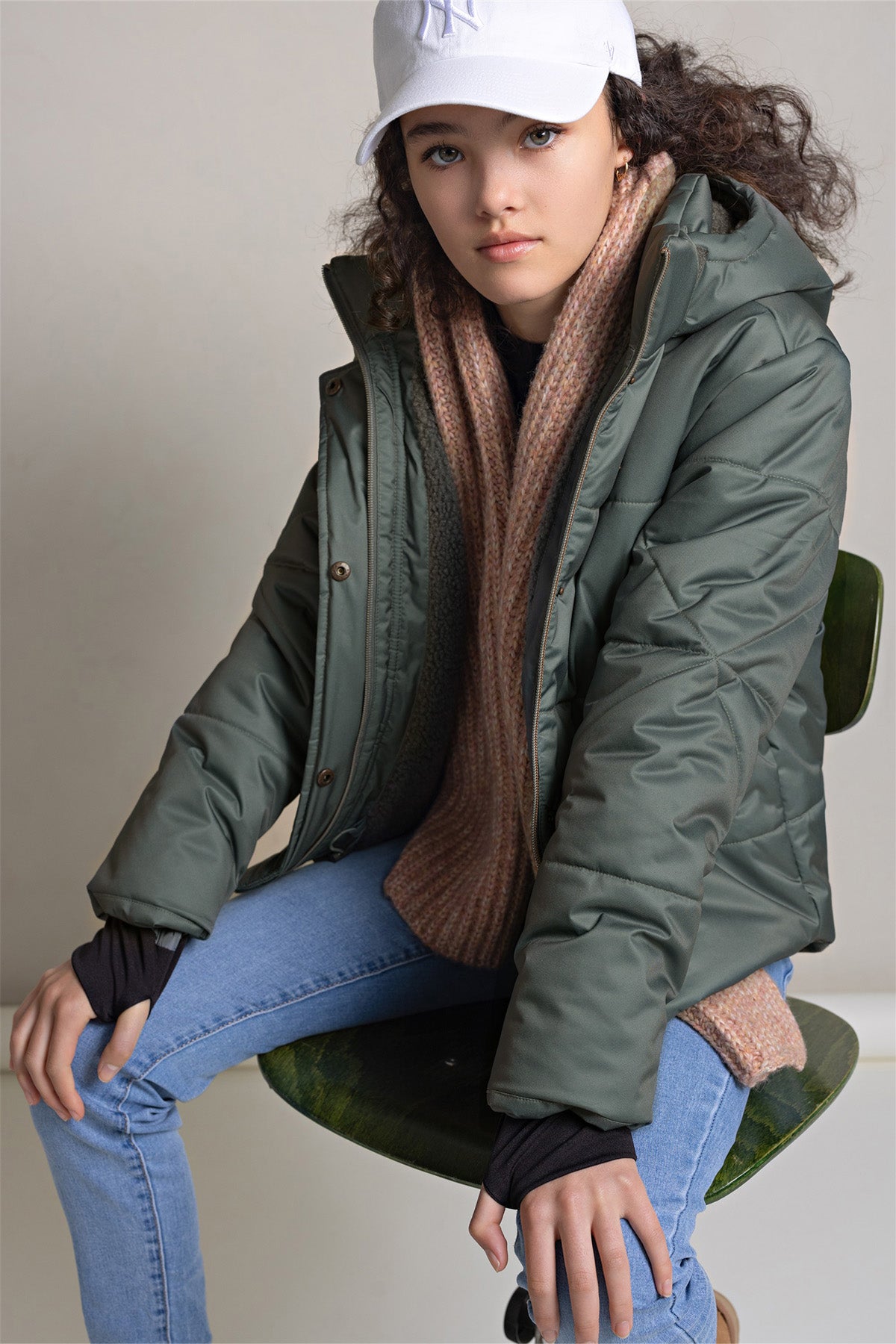 Buffer Short Jacket with Hood Green