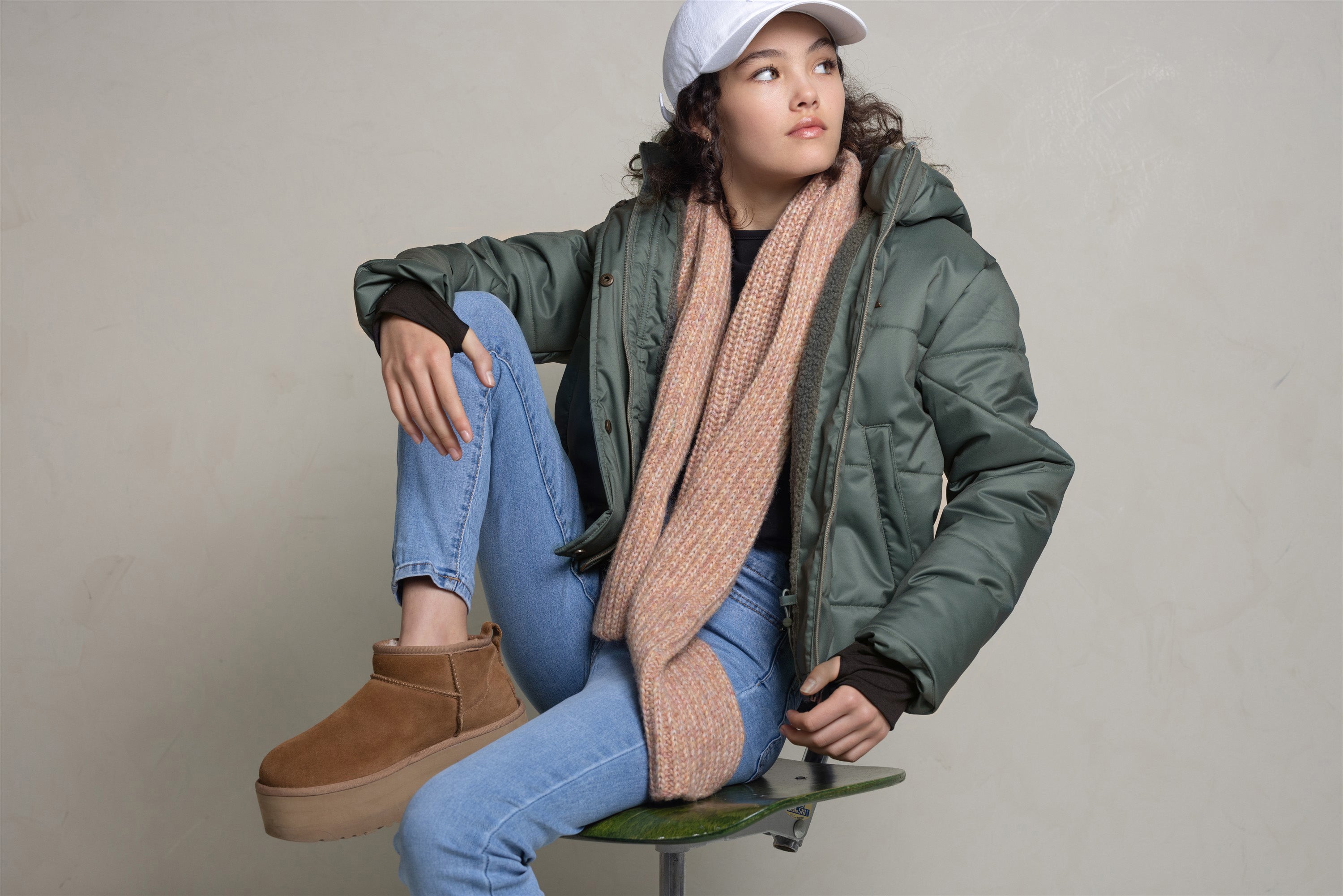 Buffer Short Jacket with Hood Green
