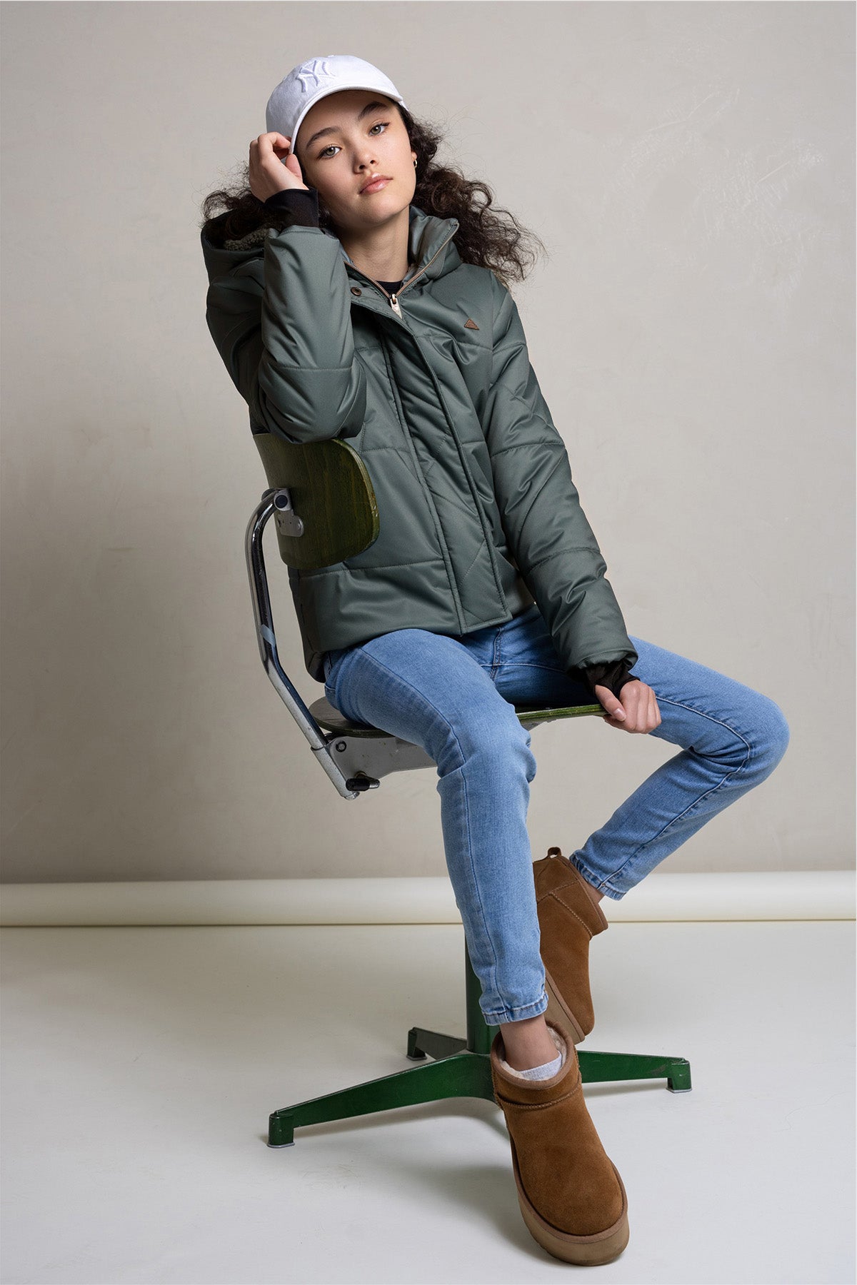 Buffer Short Jacket with Hood Green