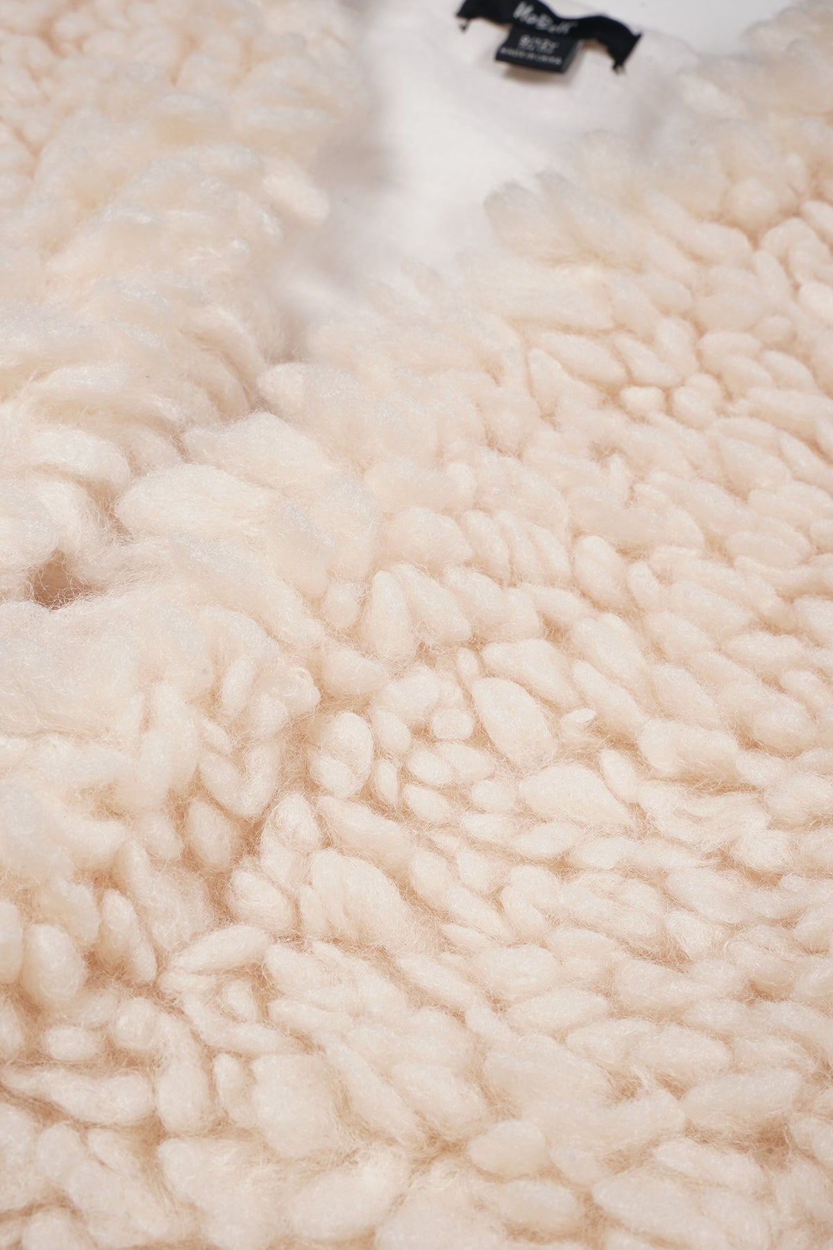 Kath Fluffy Fur Gilet Ivory