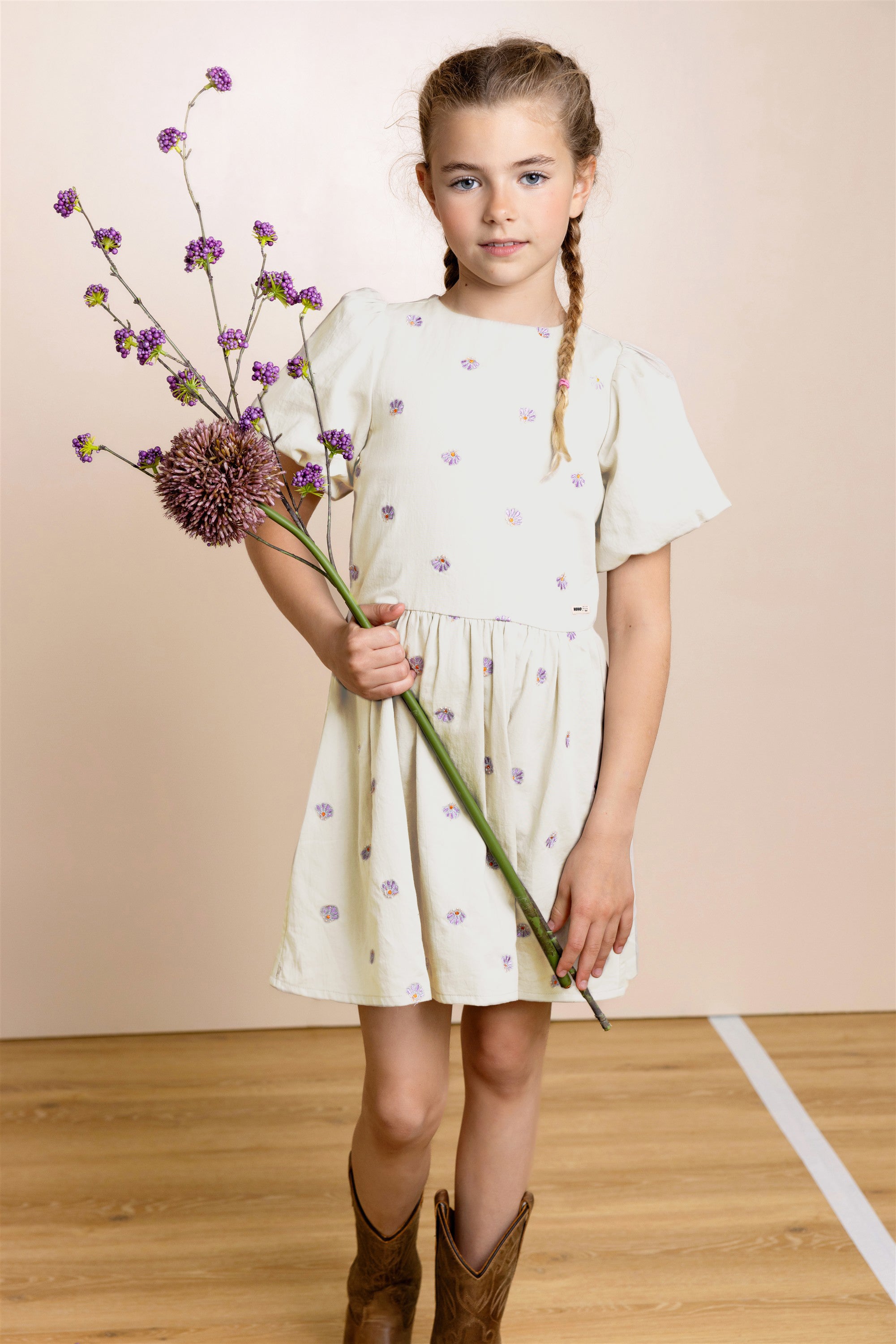 Mira Geborduurde Jurk Ivoor