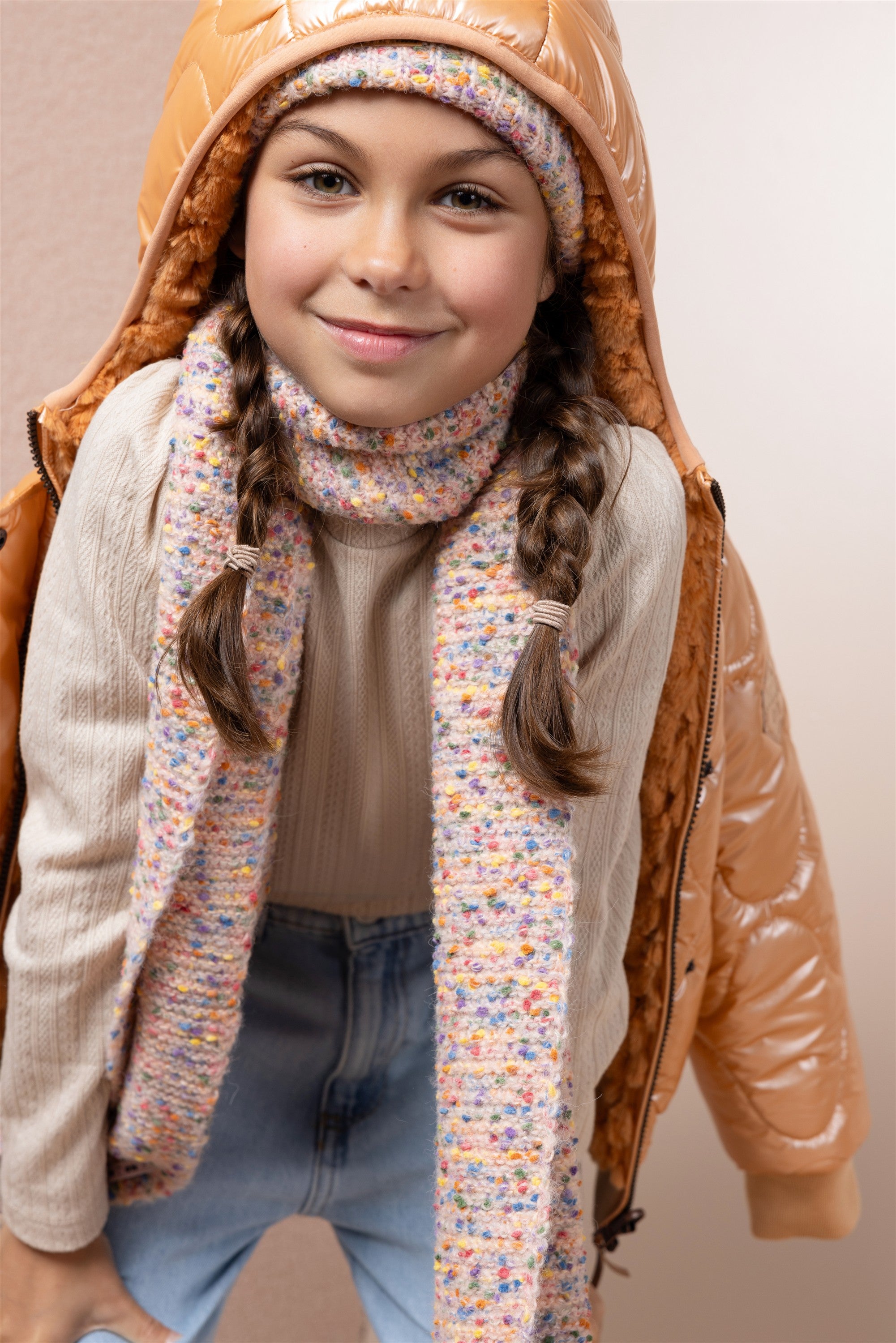 Rana Knitted Set: Scarf and Hat Pink
