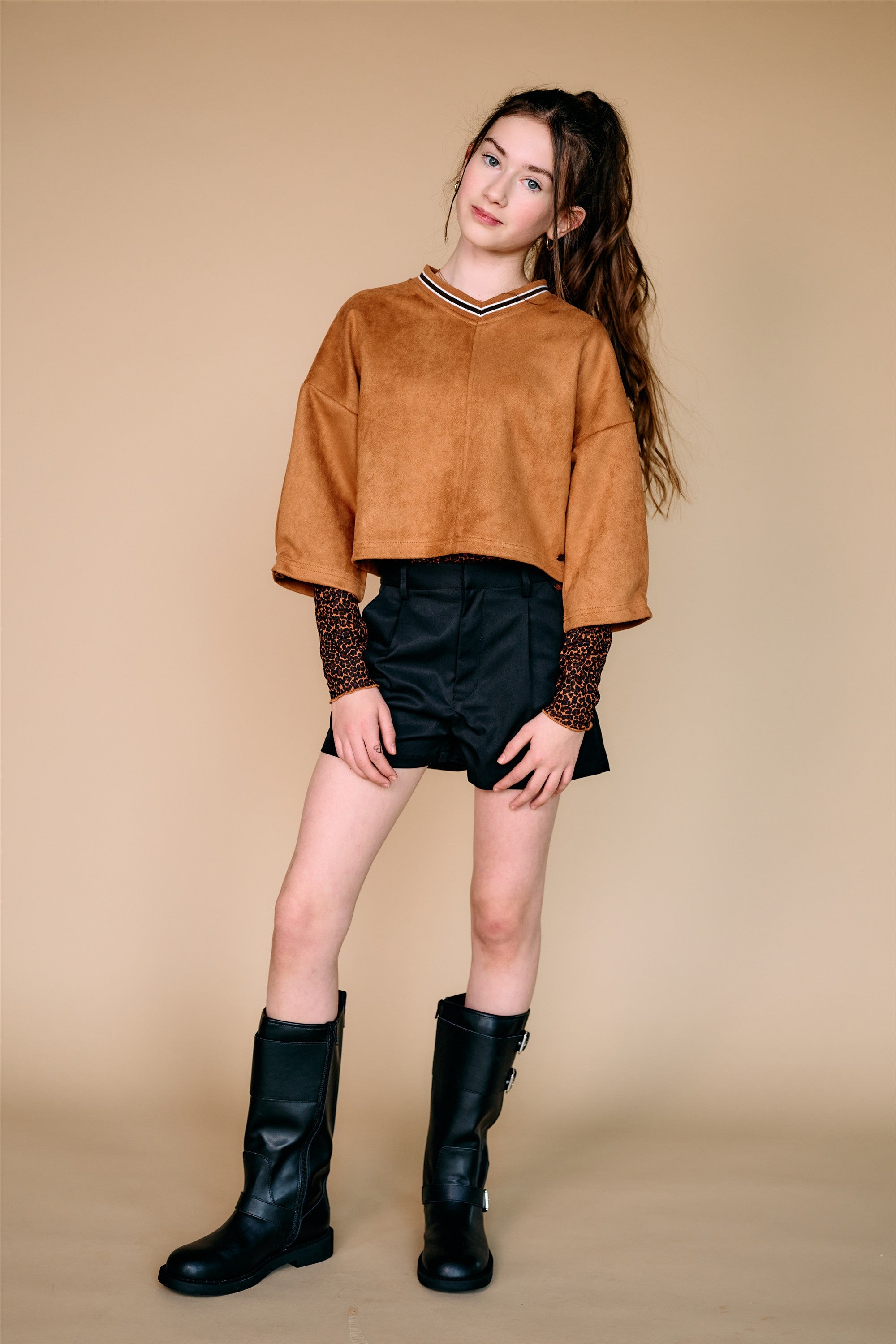 Kay Oversized Suedine Top Bruin
